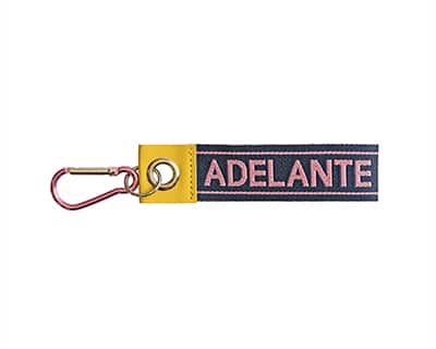 Llavero con adorno