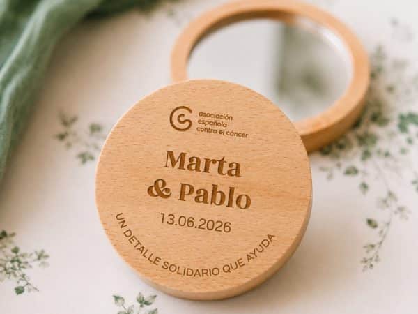 Espejo madera grabada